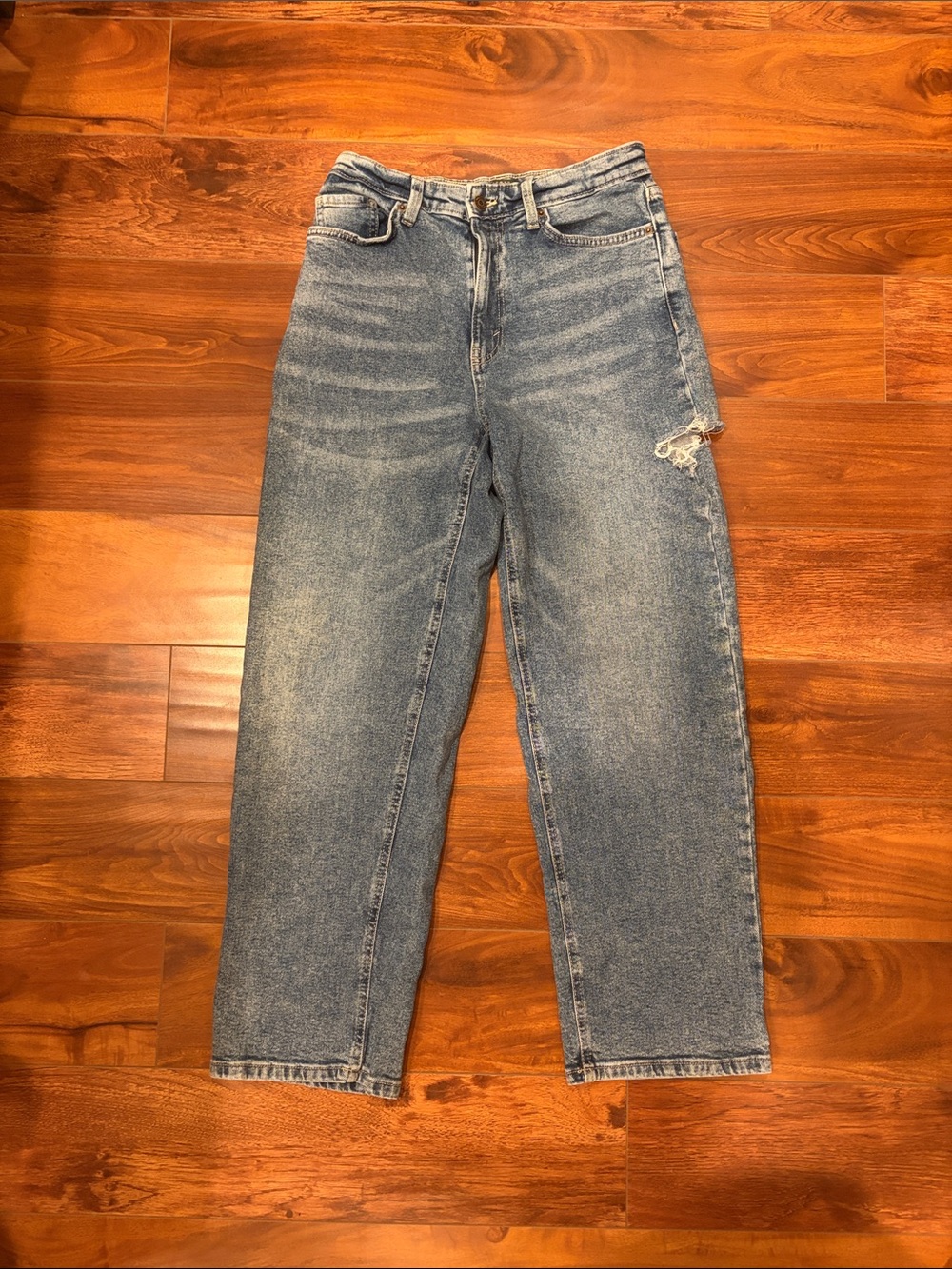 Wild Fable 90s Relaxed Straight Jeans High Rise Distressed Acid Wash Blue Size 6